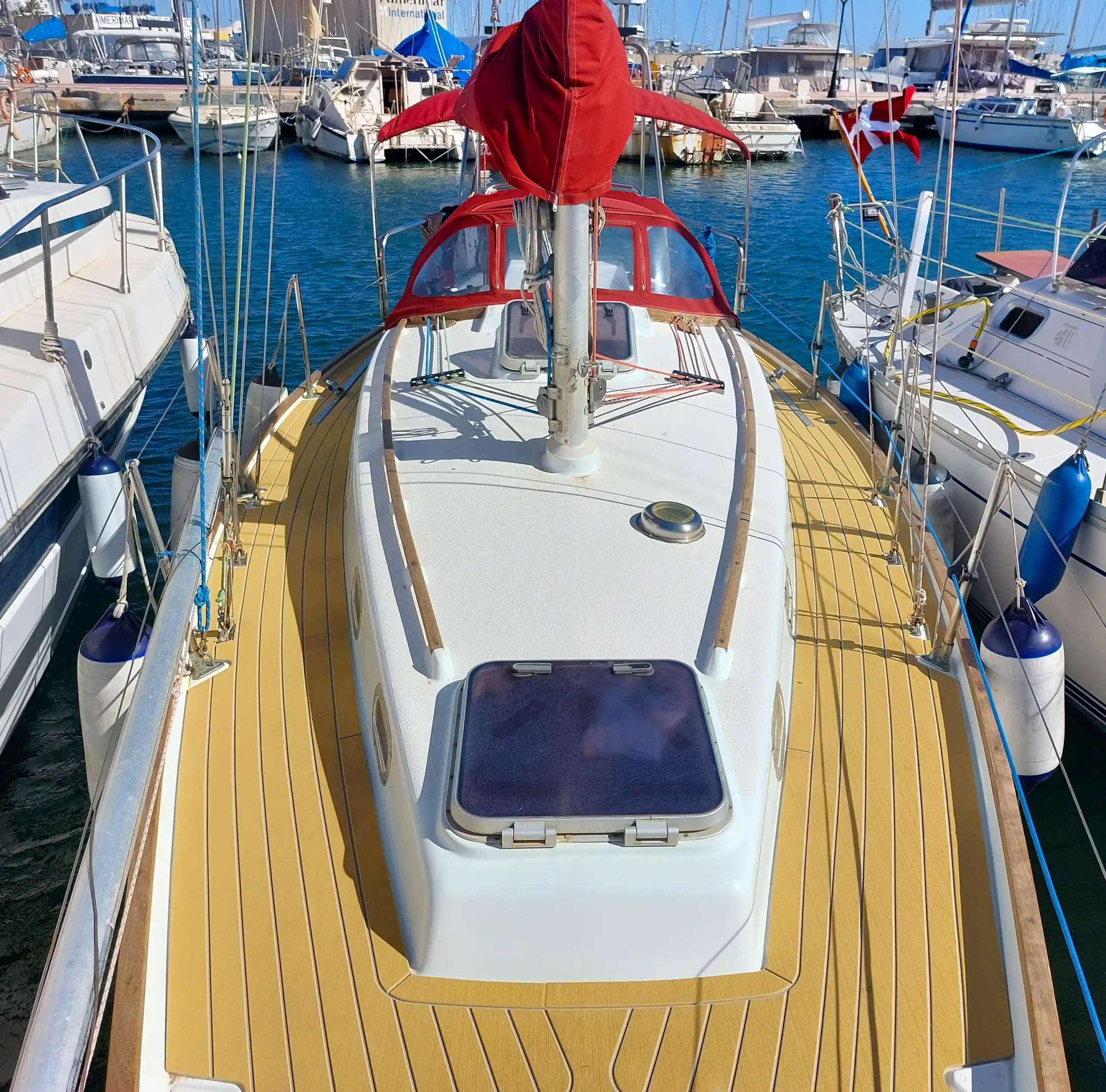 CONTESSA 32 JEREMI ROGERS