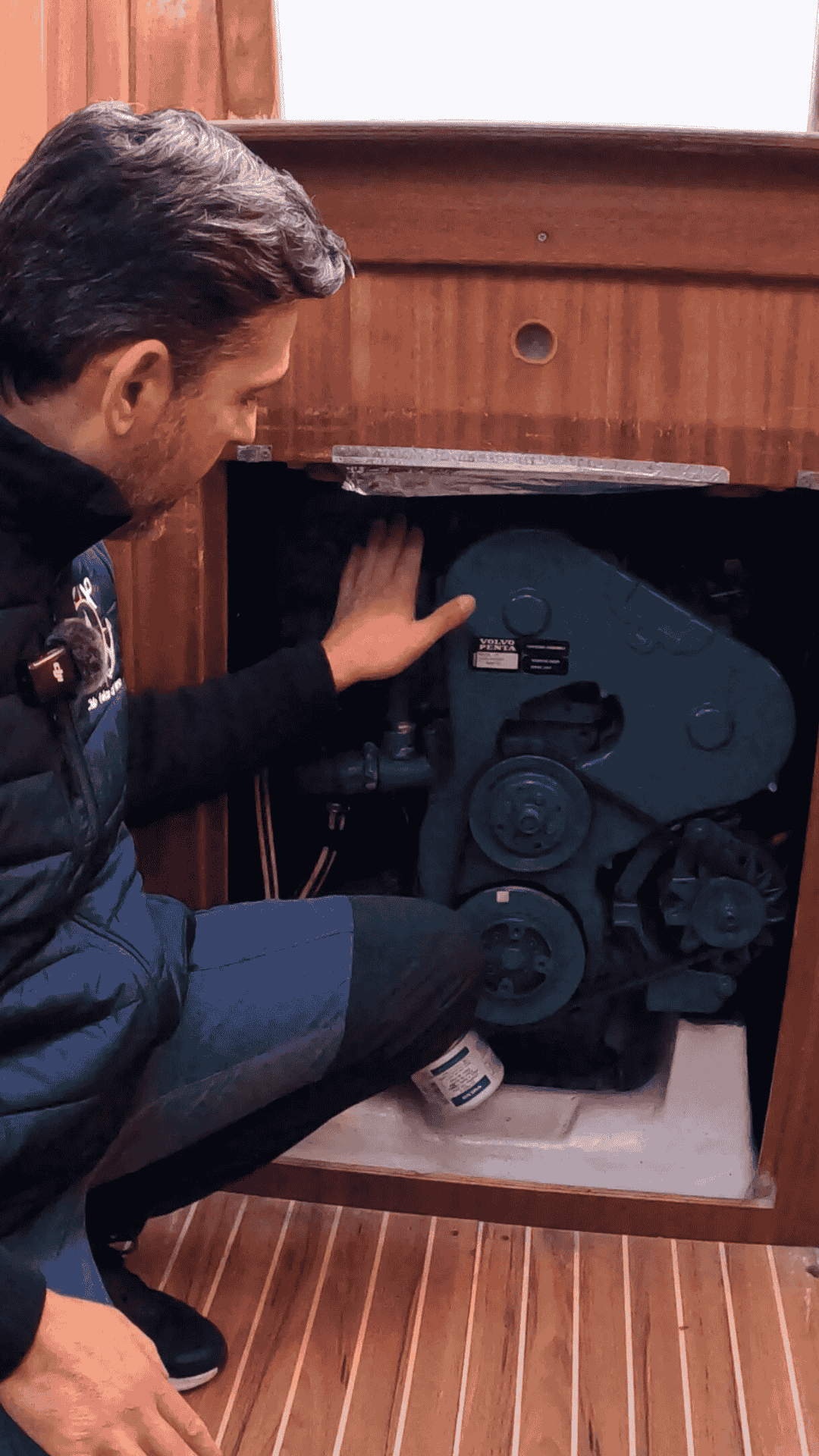 como revisar el motor de un barco volvo penta